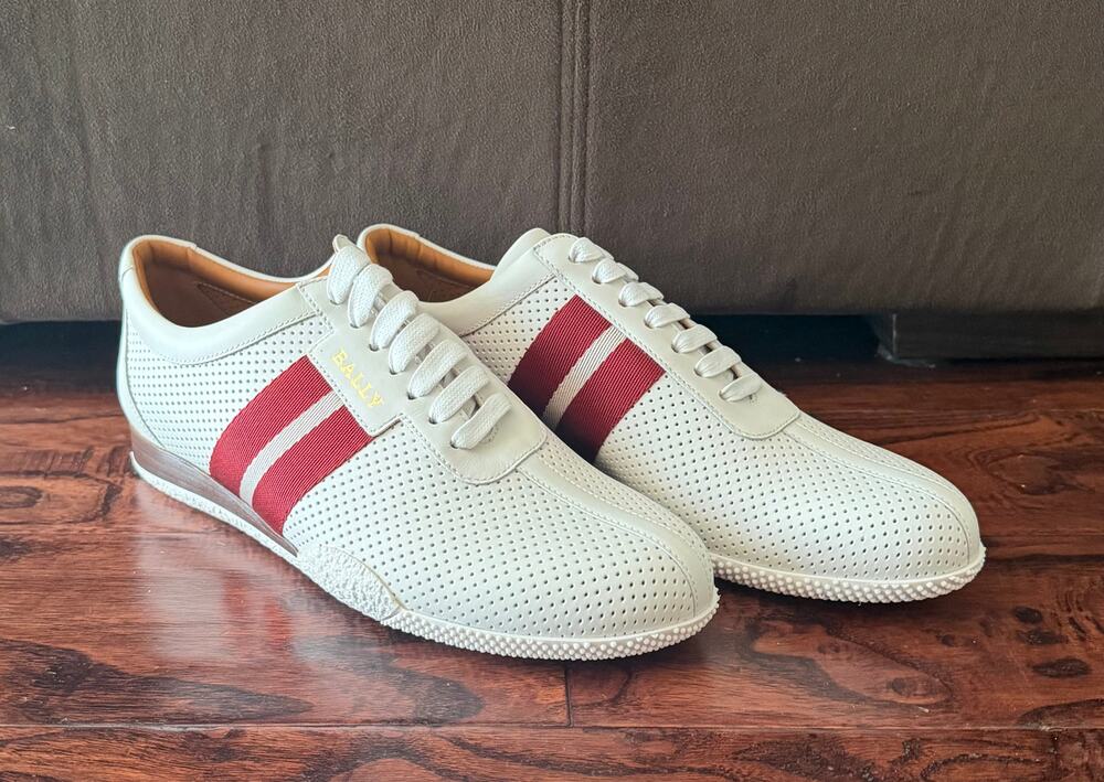 $750 NIB Bally Frenz Striped White/Red Perforated Low Top Sneakers Shoes 9(42)